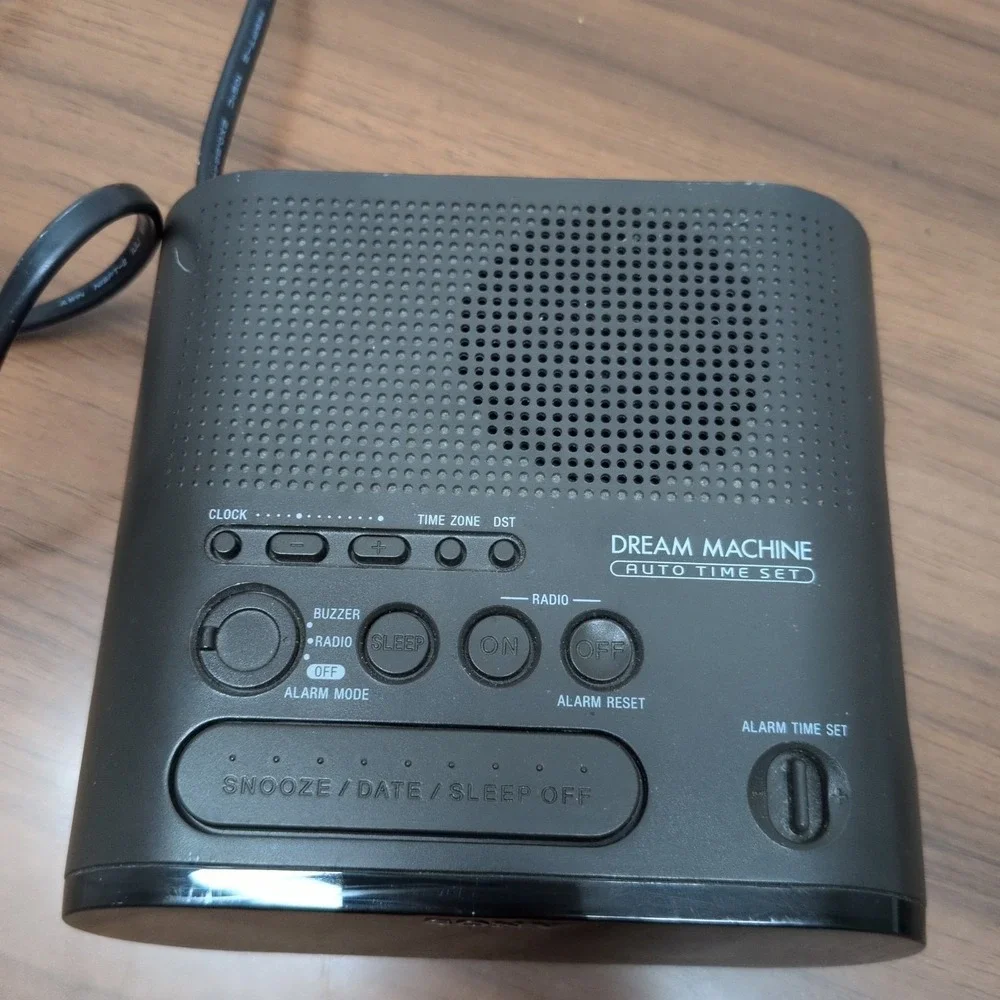 SONY ICF-C218 Dream Machine AM/FM LED Alarm Clock Radio Snooze Battery